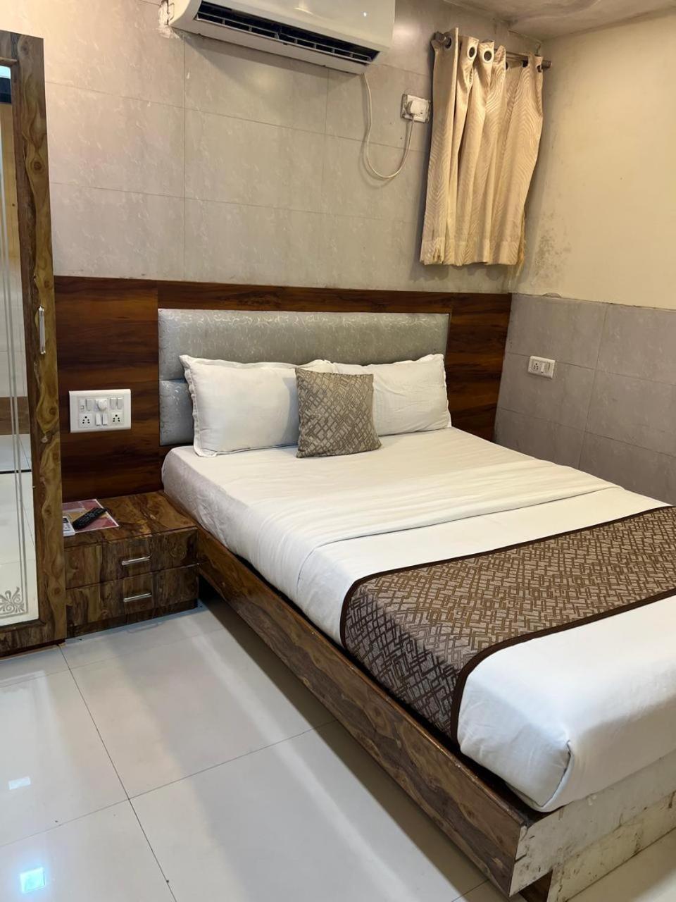 Hotel Kf Residency Mumbai Luaran gambar