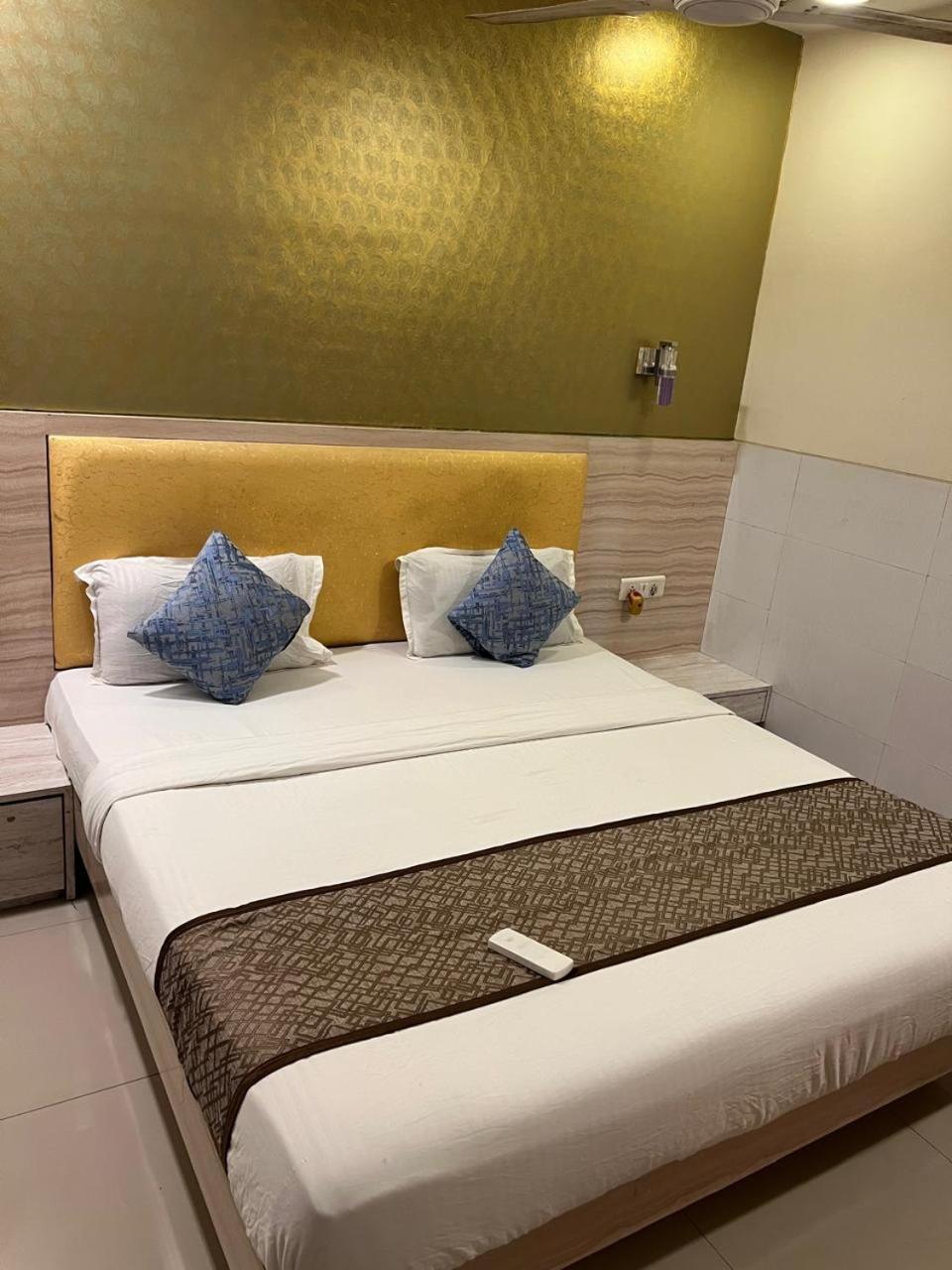 Hotel Kf Residency Mumbai Luaran gambar